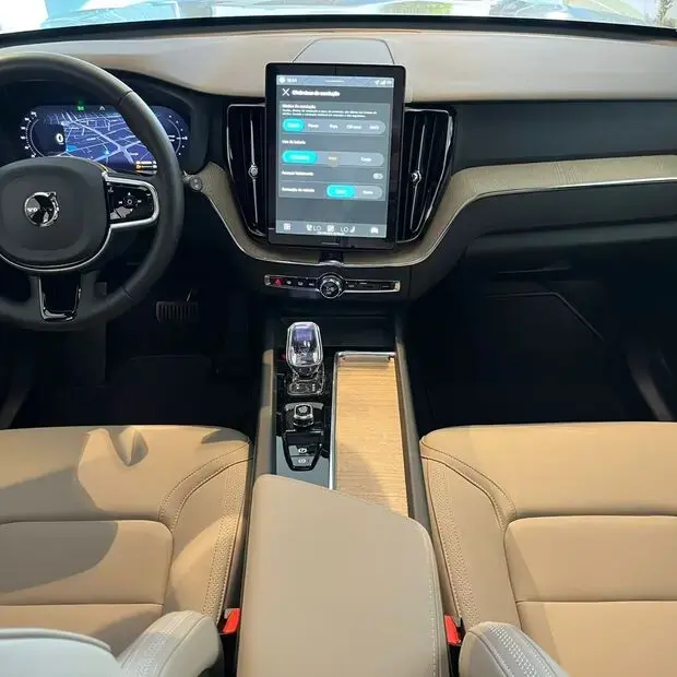 Volvo XC60 Plus PHEV