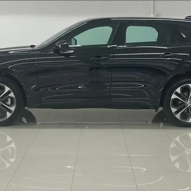 Jaguar F-Pace 2.0 R-Dynamic SE 404cv (Híbrido)