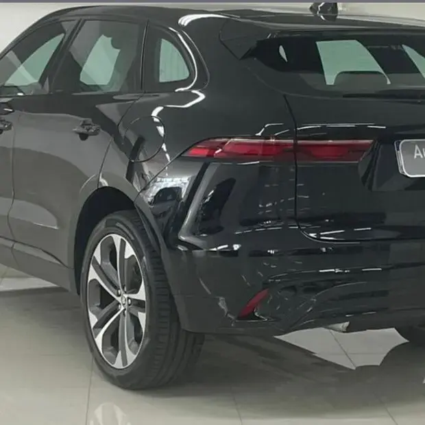 Jaguar F-Pace 2.0 R-Dynamic SE 404cv (Híbrido)