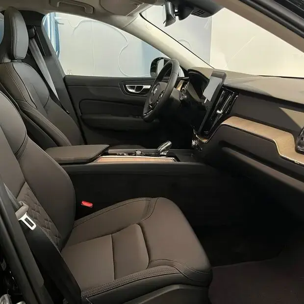 Volvo XC60 Plus PHEV