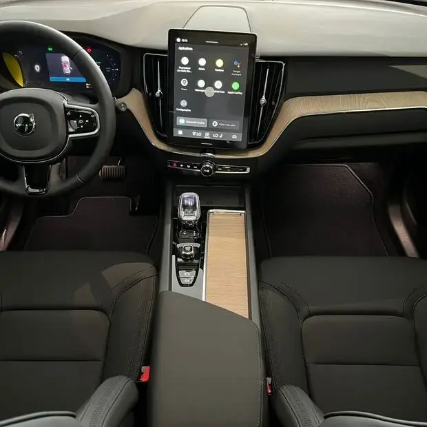 Volvo XC60 Plus PHEV