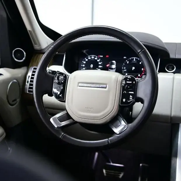 Land Rover Range Rover Vogue 4.4 SE SDV8 4X4 TURBO DIESEL 4P