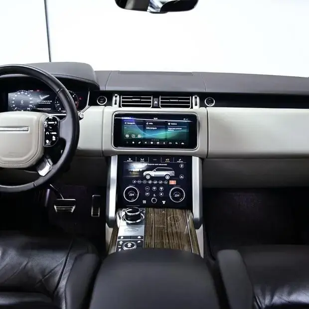 Land Rover Range Rover Vogue 4.4 SE SDV8 4X4 TURBO DIESEL 4P