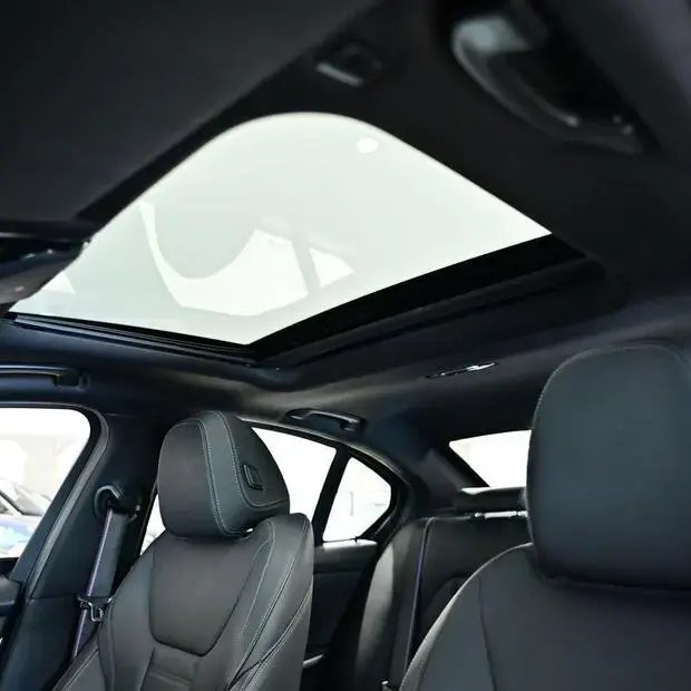 Bmw 330i 2.0 M Sport AT