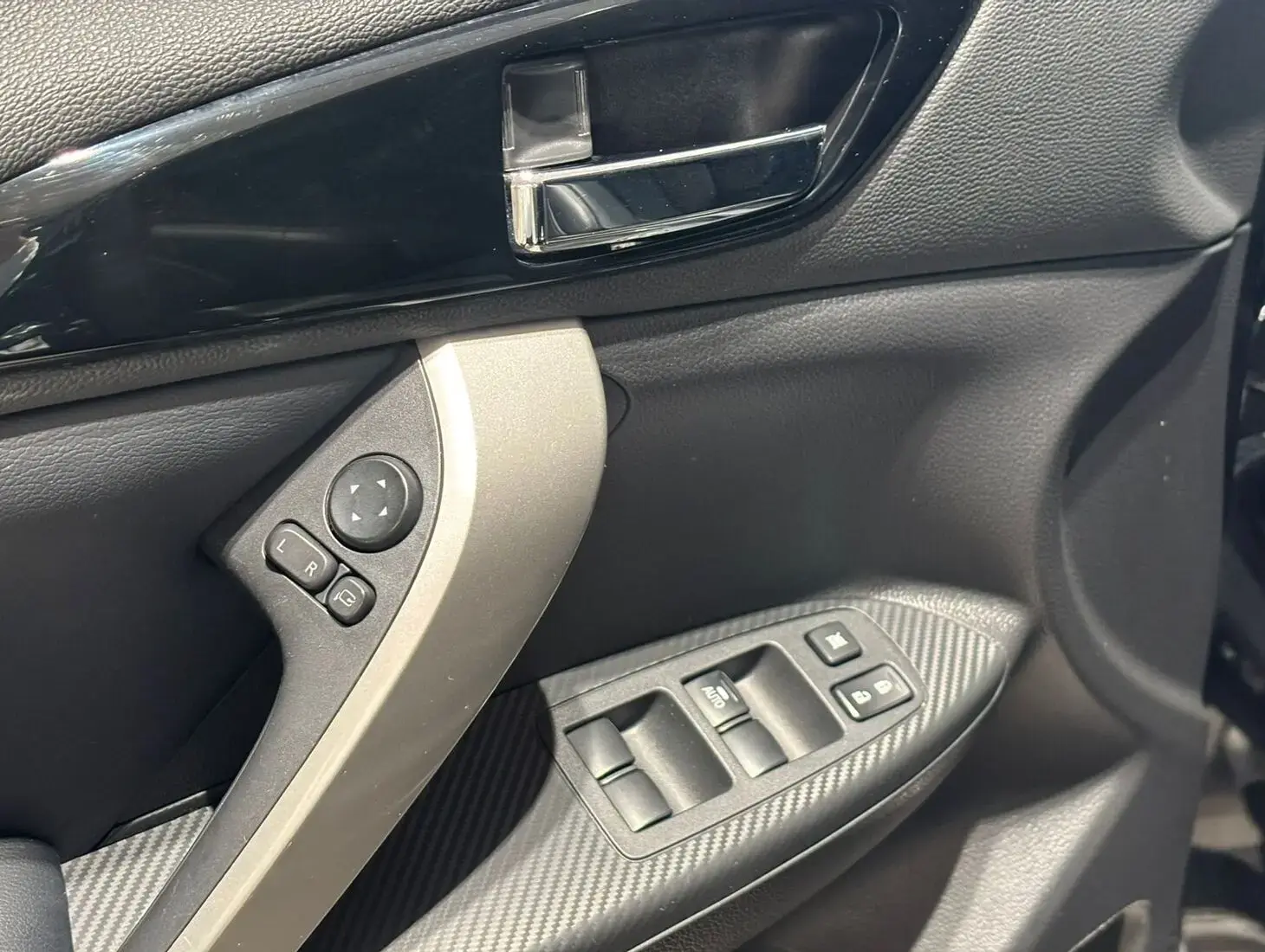 galeria Eclipse Cross