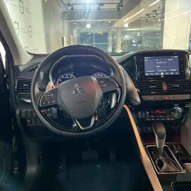 Mitsubishi ECLIPSE CROSS 1.5 MIVEC TURBO GASOLINA HPE CVT