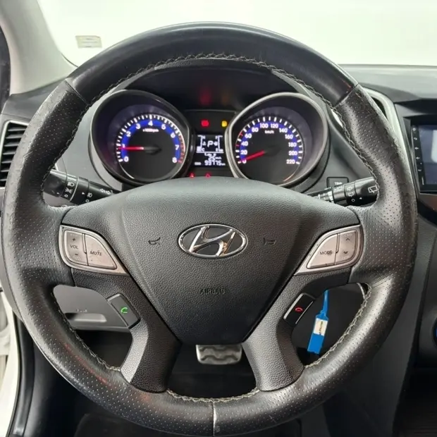 Hyundai HB20X 1.6 16V PREMIUM FLEX 4P AUTOMÁTICO