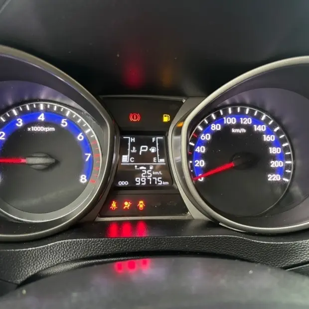 Hyundai HB20X 1.6 16V PREMIUM FLEX 4P AUTOMÁTICO