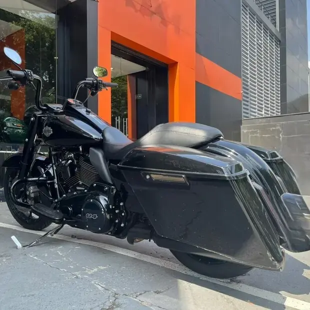 Harley Davidson Road King Special FLHRXS ROAD KING SPECIAL FLHRXS