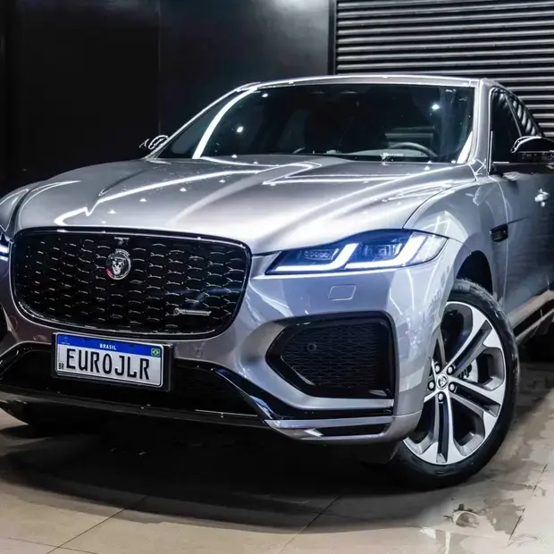 Jaguar F-Pace 2.0 R-Dynamic SE 404cv (Híbrido)