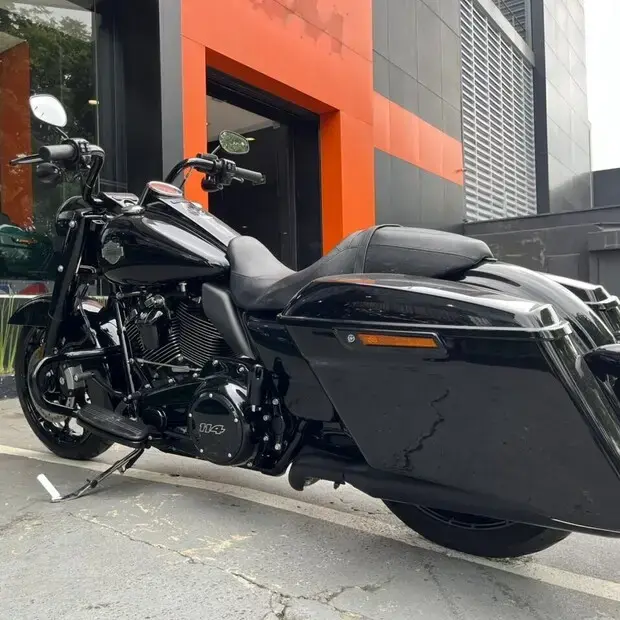 Harley Davidson Road King Special FLHRXS ROAD KING SPECIAL FLHRXS