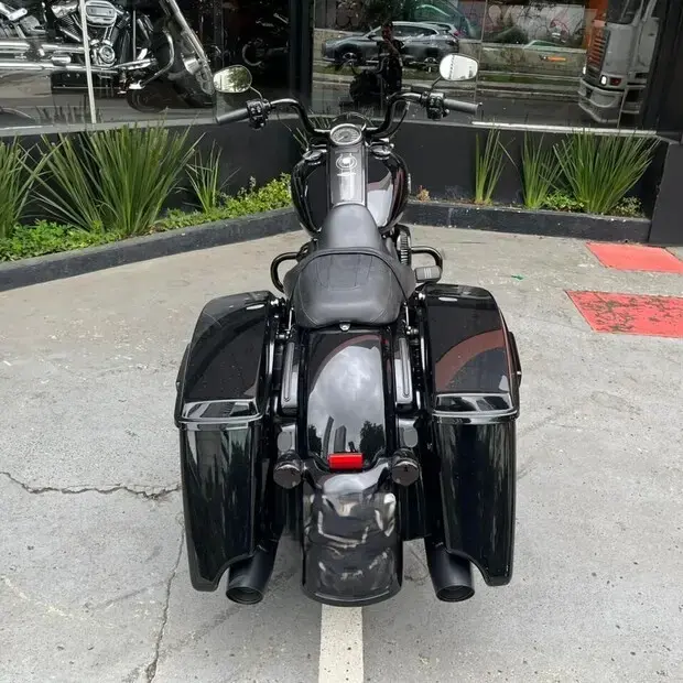Harley Davidson Road King Special FLHRXS ROAD KING SPECIAL FLHRXS