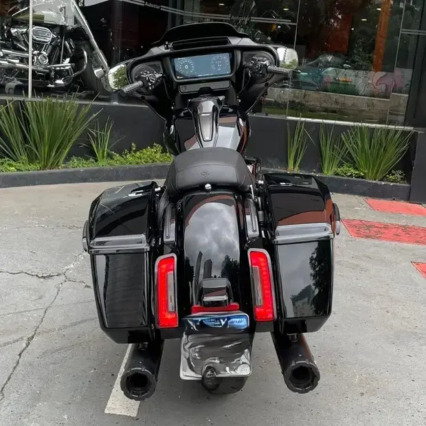 Harley Davidson Street Glide FLHX