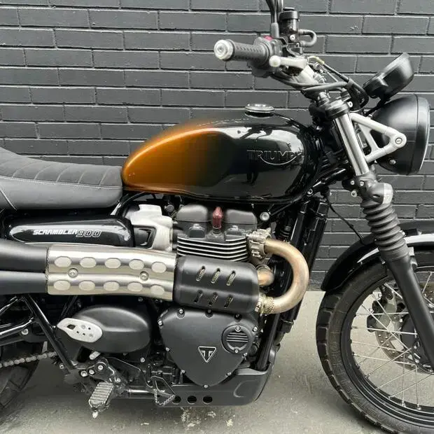 Triumph Scrambler 900 Stealth Edition