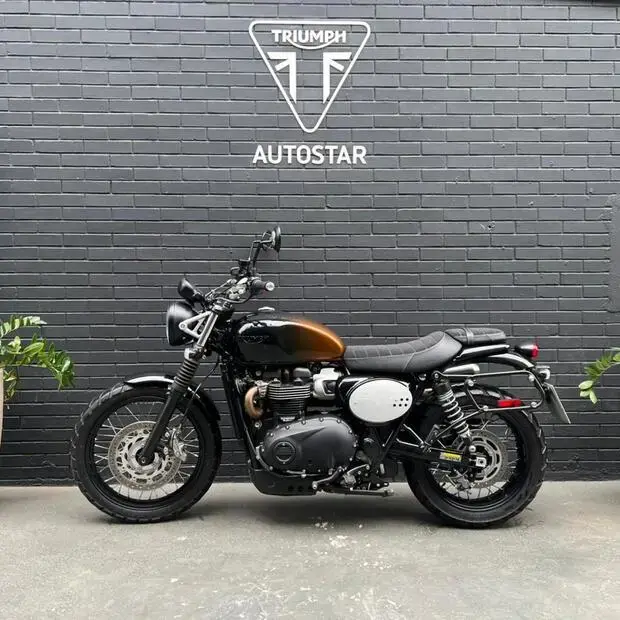 Triumph Scrambler 900 Stealth Edition