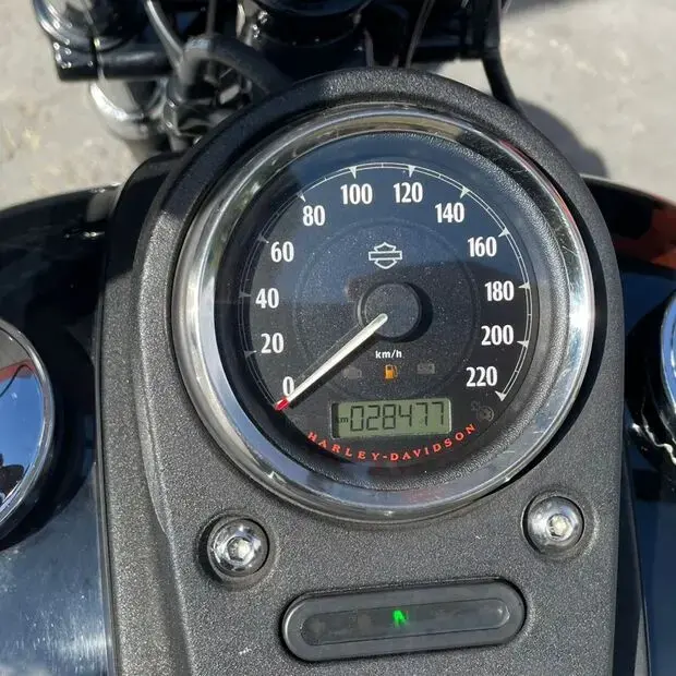 Harley Davidson Dyna Street Bob