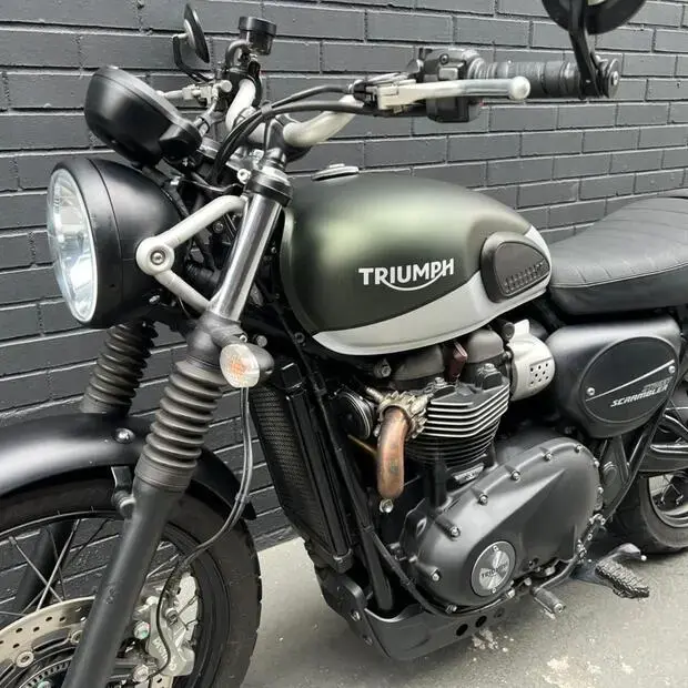 Triumph Street Scrambler 900