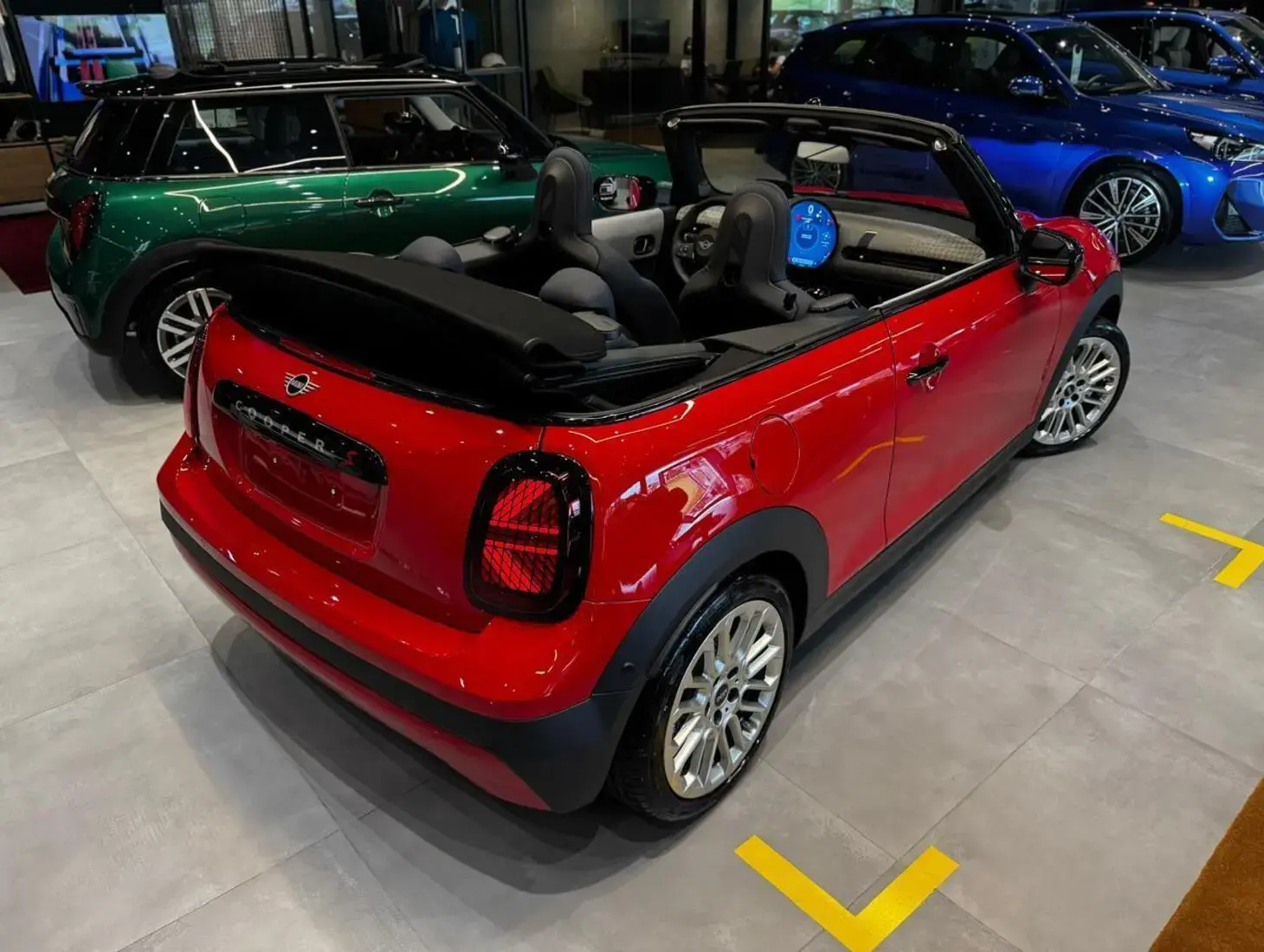 galeria Cooper Cabrio