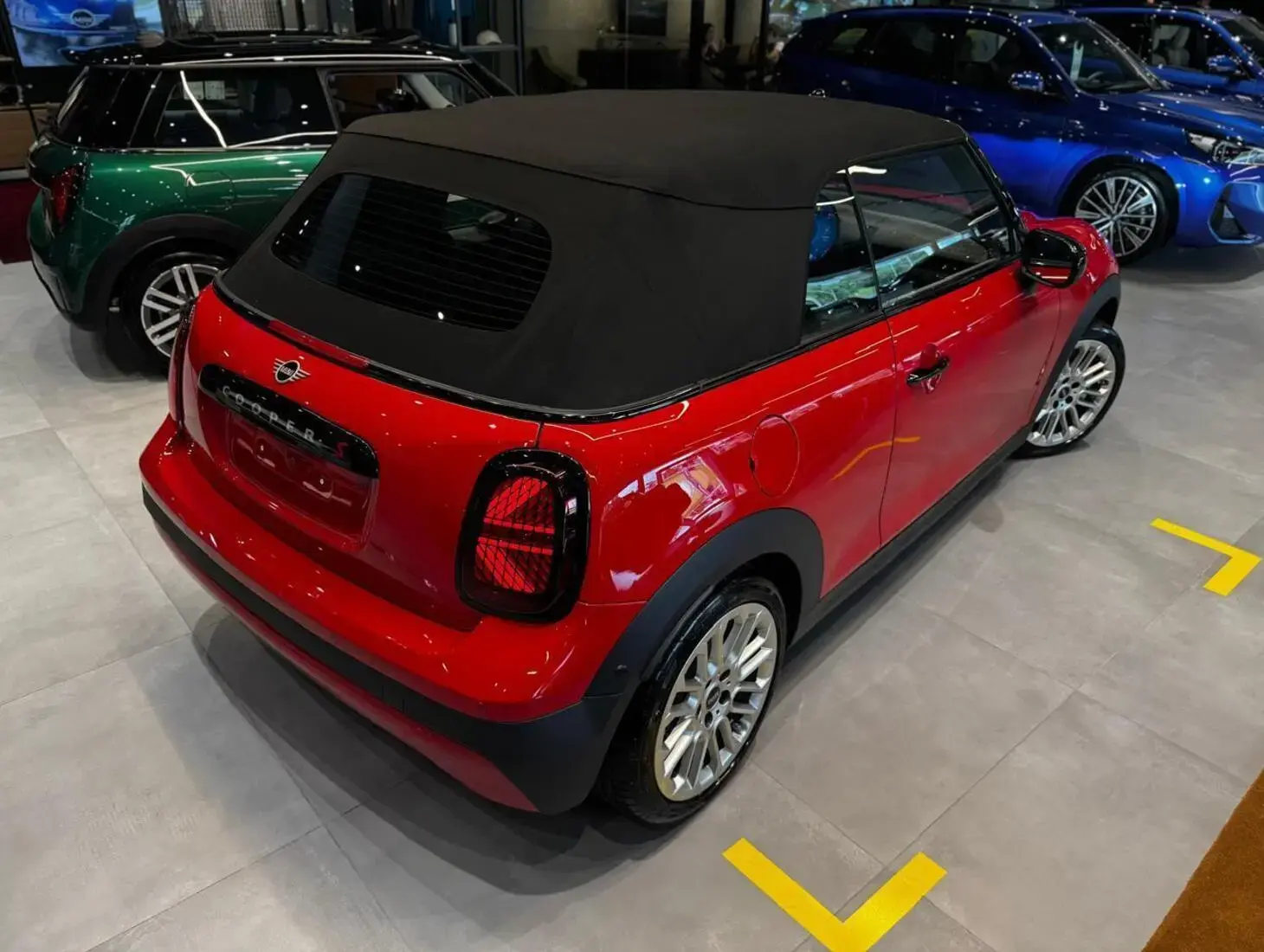 galeria Cooper Cabrio