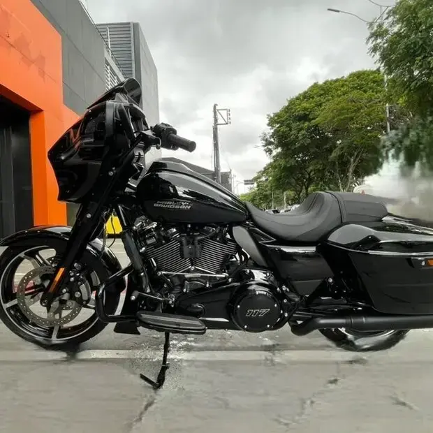 Harley Davidson Street Glide FLHX