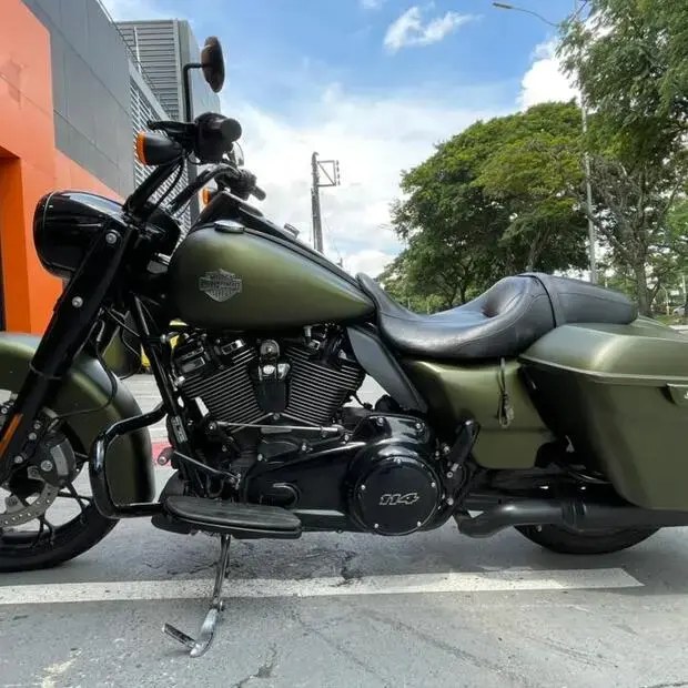 Harley Davidson Road King Special FLHRXS ROAD KING SPECIAL FLHRXS