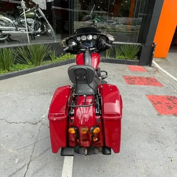 Harley Davidson Street Glide SPECIAL FLHXS