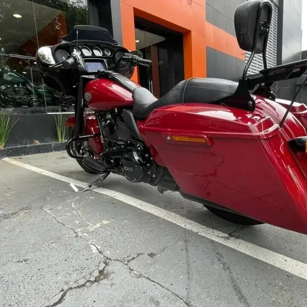 Harley Davidson Street Glide SPECIAL FLHXS