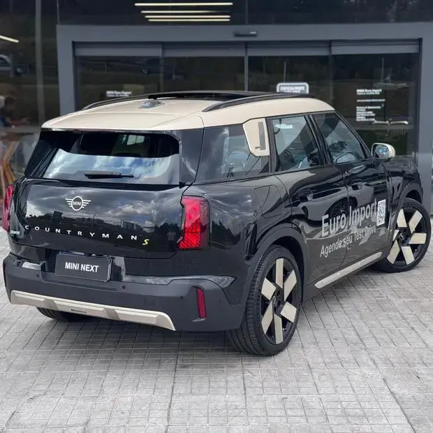 Mini Cooper Countryman SE ALL4 Top