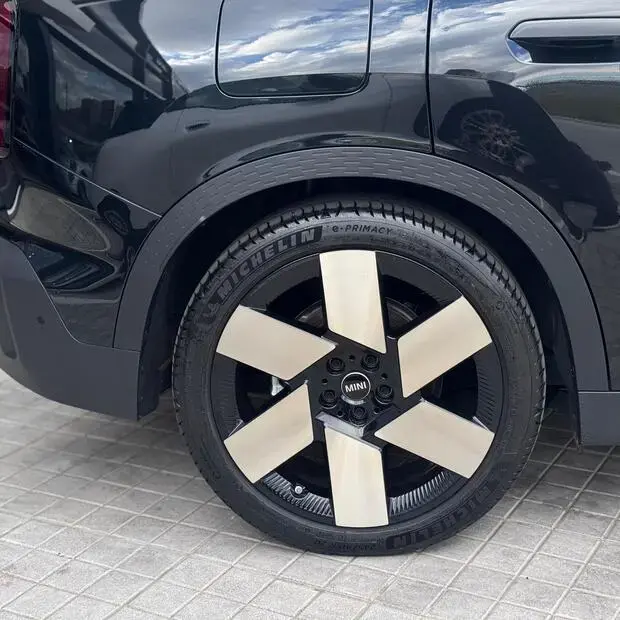 Mini Cooper Countryman SE ALL4 Top