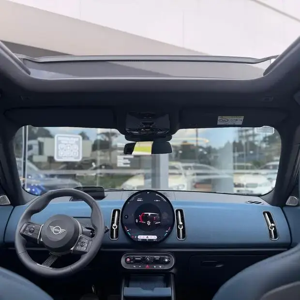 Mini Cooper Countryman SE ALL4 Top