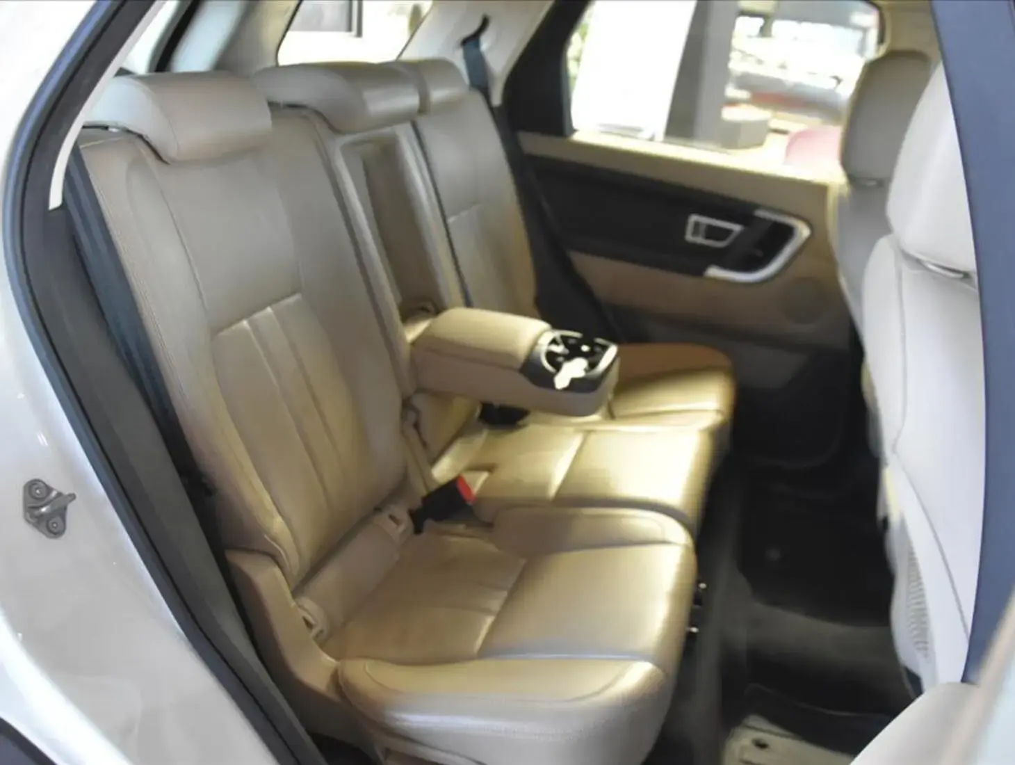 galeria DISCOVERY SPORT