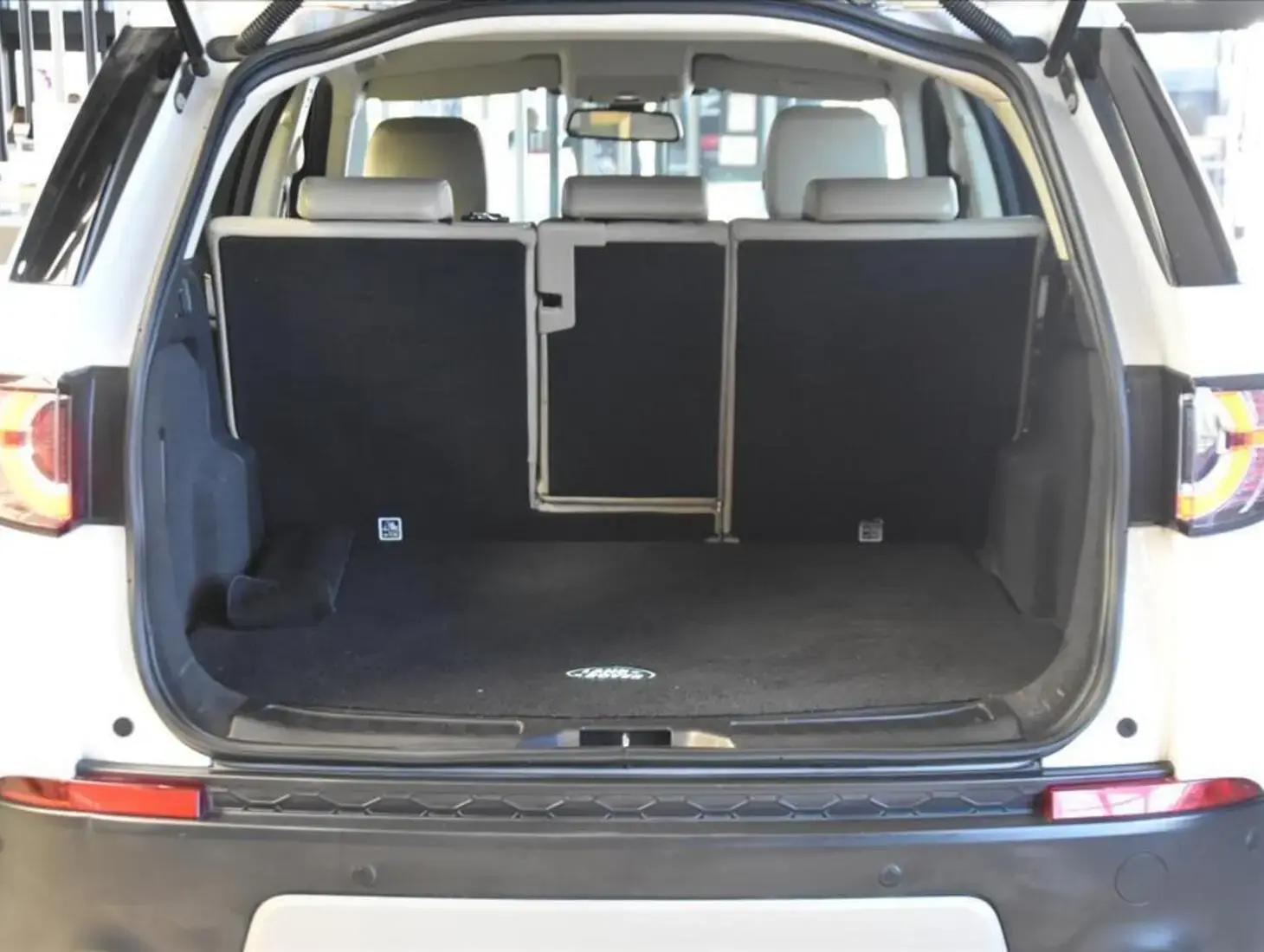 galeria DISCOVERY SPORT