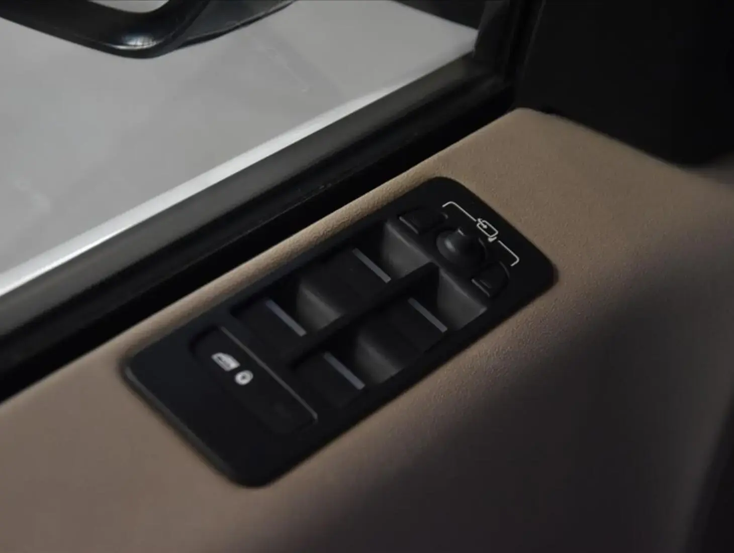 galeria DISCOVERY SPORT