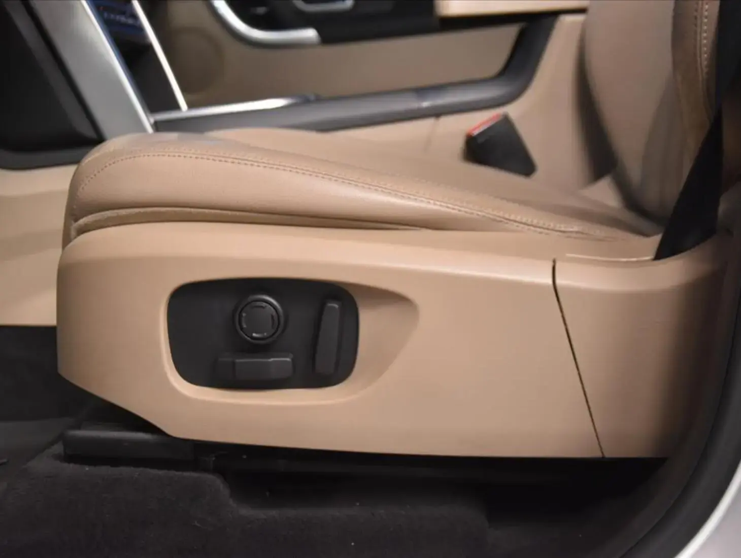 galeria DISCOVERY SPORT