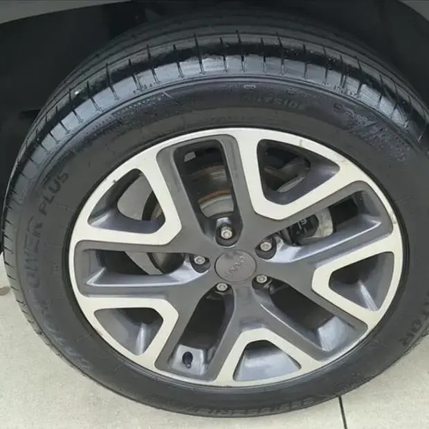 Jeep RENEGADE 1.8 16V FLEX LONGITUDE 4P AUTOMÁTICO