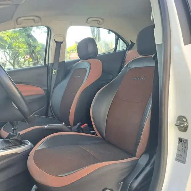 Chevrolet ONIX 1.4 MPFI ACTIV 8V FLEX 4P MANUAL