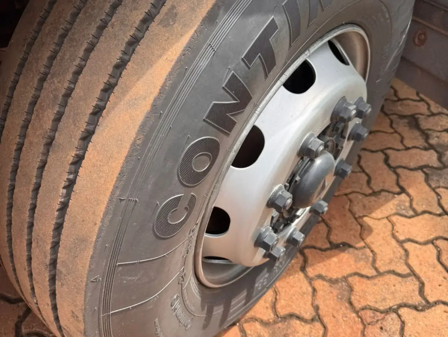 galeria MERCEDES BENZ MB 2544 - 6x2