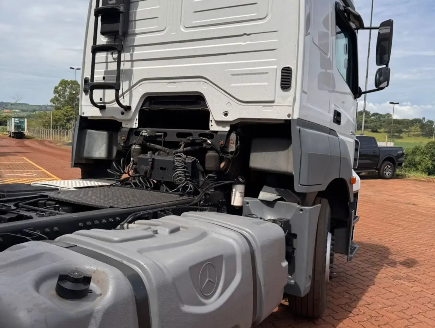 galeria MERCEDES BENZ MB 2544 - 6x2