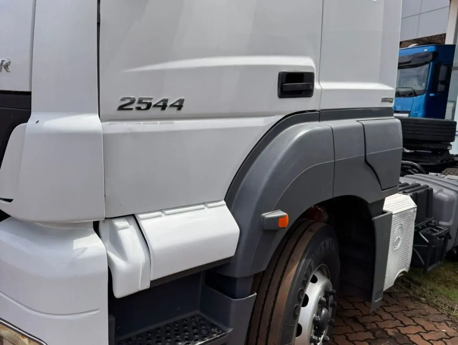 galeria MERCEDES BENZ MB 2544 - 6x2