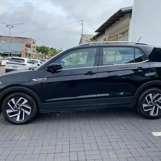 Volkswagen T-CROSS 1.4 250 TSI TOTAL FLEX HIGHLINE AUTOMÁTICO