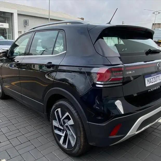Volkswagen T-CROSS 1.4 250 TSI TOTAL FLEX HIGHLINE AUTOMÁTICO