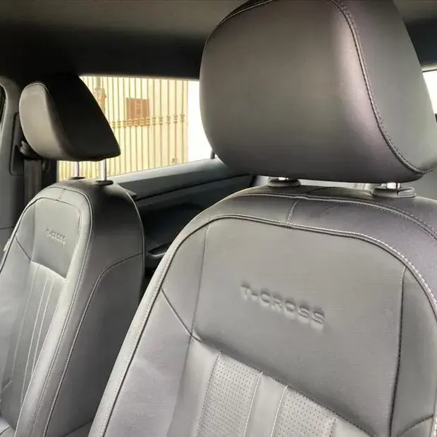 Volkswagen T-CROSS 1.4 250 TSI TOTAL FLEX HIGHLINE AUTOMÁTICO