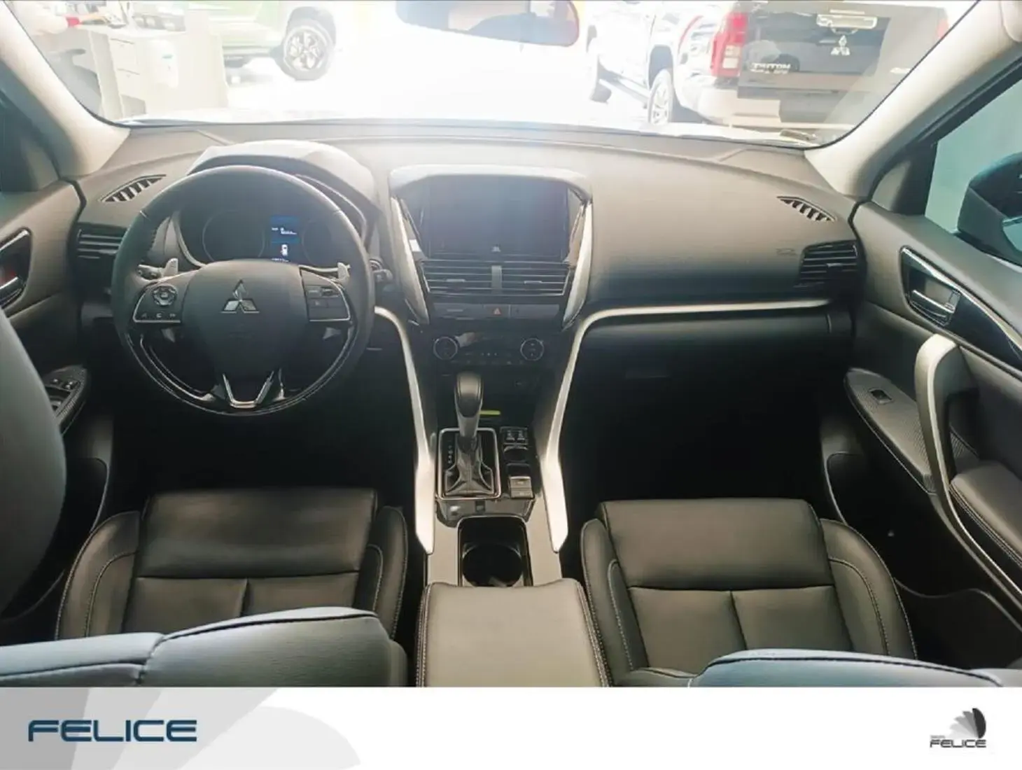 galeria ECLIPSE CROSS