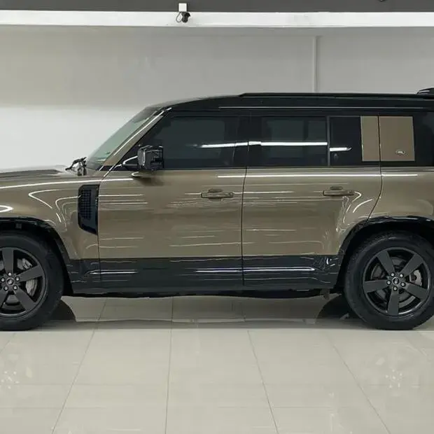 Land Rover Defender 110 X-Dynamic HSE 3.0 TD (Aut)