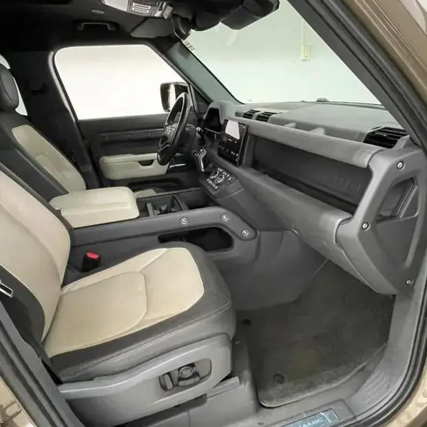 Land Rover Defender 110 X-Dynamic HSE 3.0 TD (Aut)