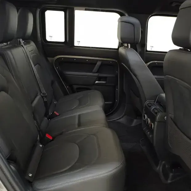 Land Rover Defender 110 X-DY HSE D350 AT (Híb.)