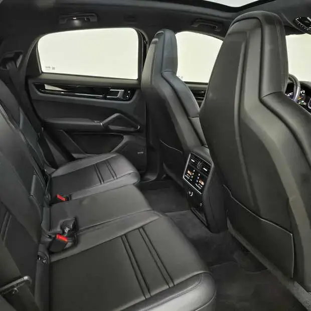 Porsche Cayenne Coupé S V6 3.0 E-Hybrid AWD (Aut)