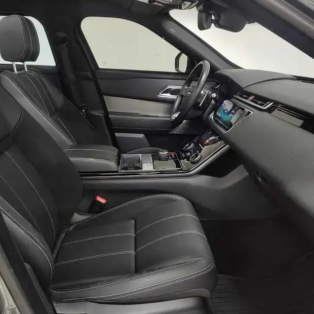 Land Rover Range Rover Velar 3.0 V6 S/C R-Dynamic SE 4WD