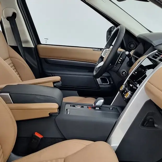 Land Rover Discovery D350 3.0 MHEV Metropolitan