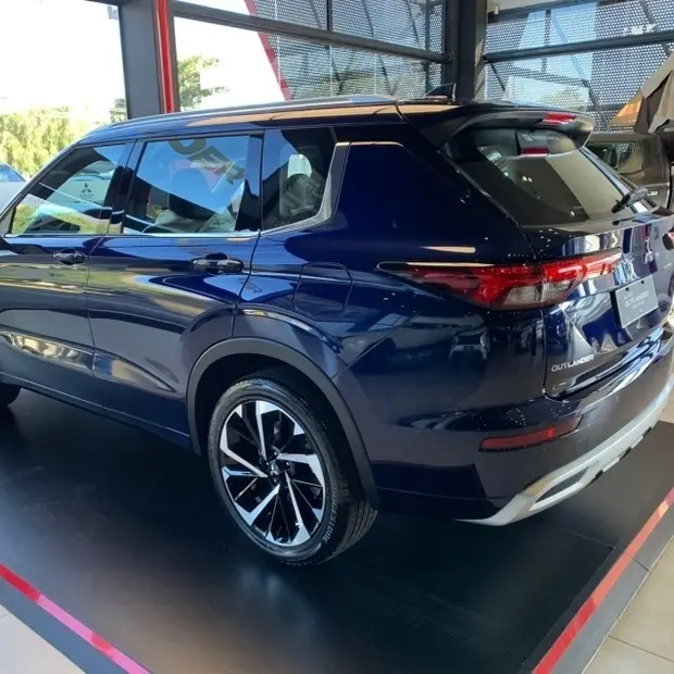 Mitsubishi OUTLANDER 2.4 PHEV SIGNATURE S-AWC DHT